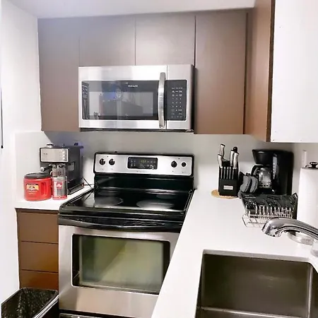 2 Bedroom Ocean Drive Newly Renovated-2